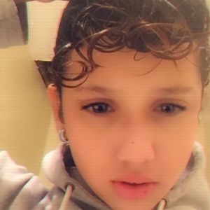 Meet your Posher, Reyna